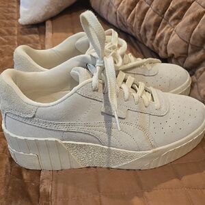 Puma Women's Cream Sneakers